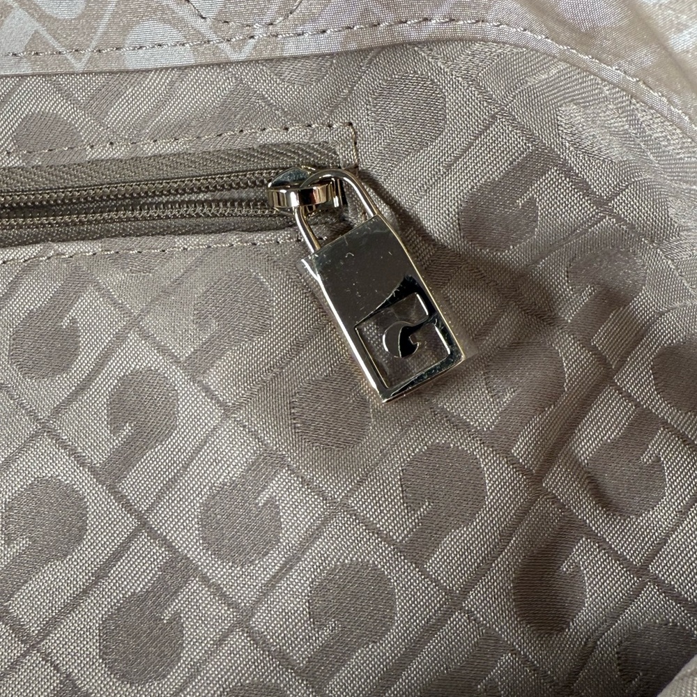 Gherardini Cream & Taupe Softy Tote Bag with Leather Trim and Handles. NWOT - Picture 12 of 14